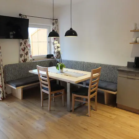 Apartment Haus Dahoam Alpbach Pokoj fotografie